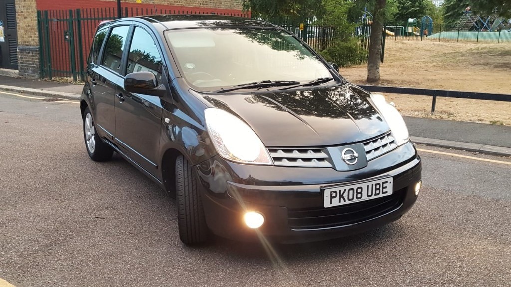 Nissan note 2008 года