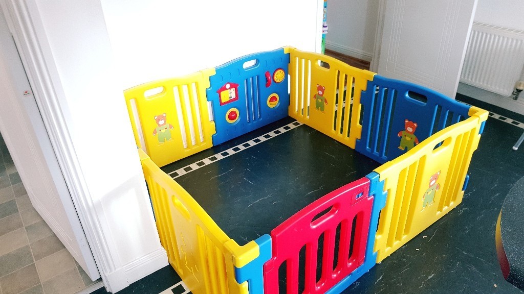 Large Plastic 8 Panel Baby Playpen in Rosewell, Midlothian Gumtree