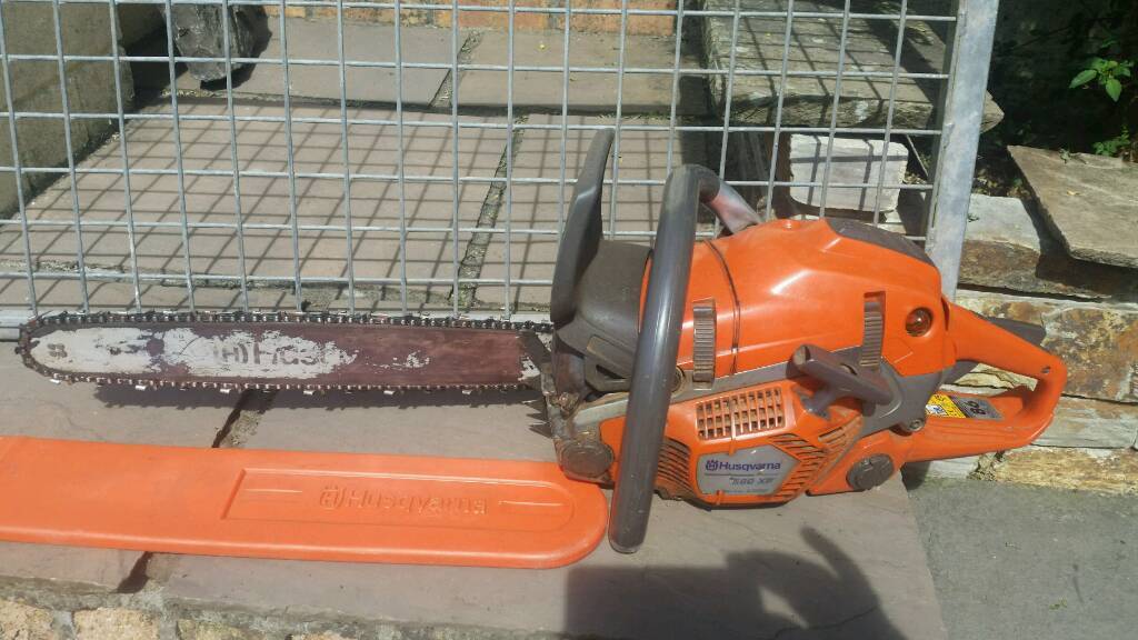 Husqvarna 560 xp petrol chainsaw in Swansea Gumtree