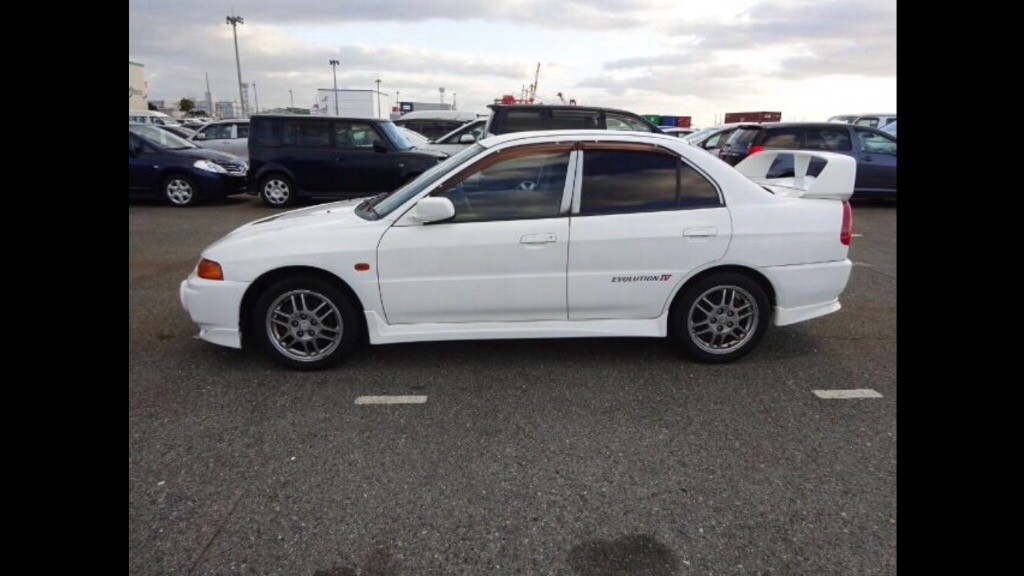 Mitsubishi lancer evolution 4