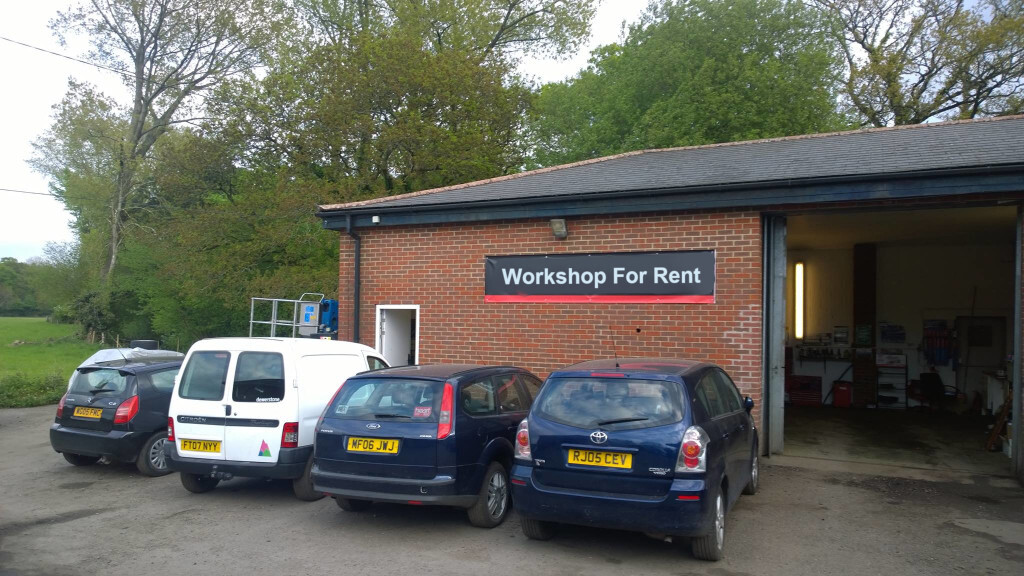 FOR RENT Car Repairs Garage / Industrial Unit A338 Ringwood