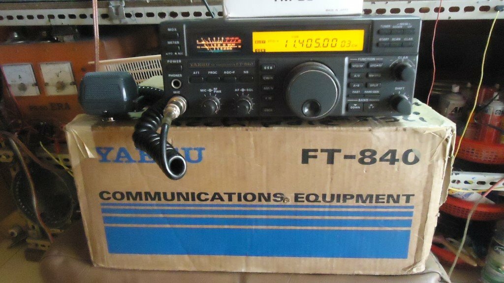 Yaesu ft840 hf / cb radio fm/ssb/am/cw in Penwortham, Lancashire