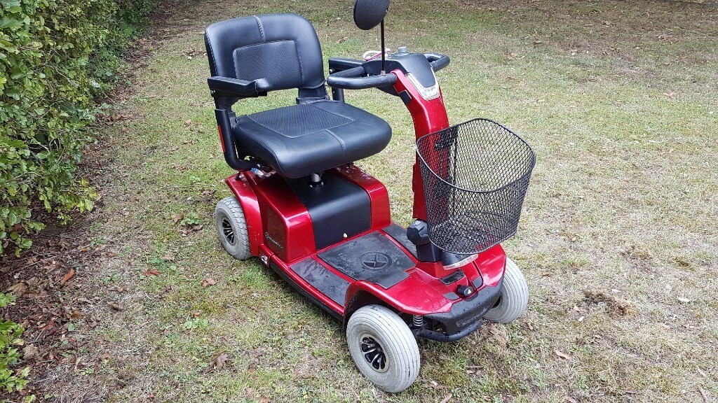 Celebrity x Scooter in Dartford, Kent Gumtree