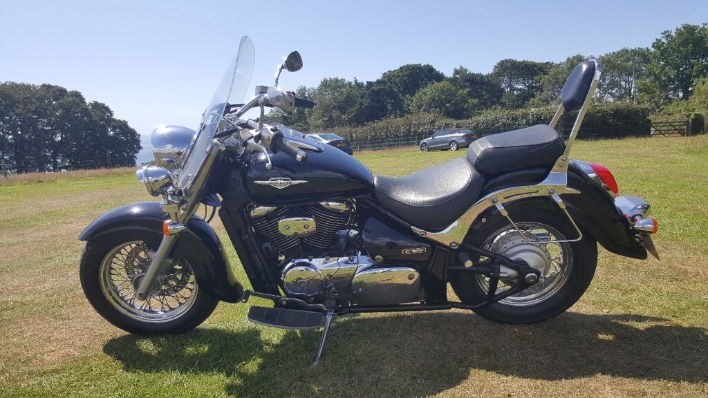 Suzuki intruder vl800