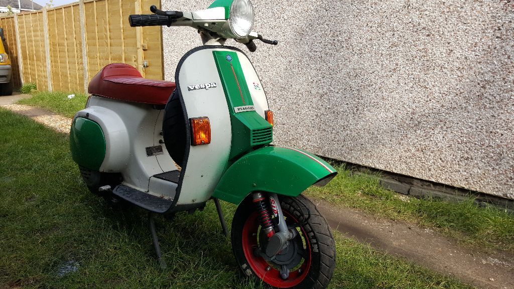 VESPA DOUGLAS 1984 Smallframe Classic PK50S PK125S NOT PX125  in Portsmouth, Hampshire  Gumtree