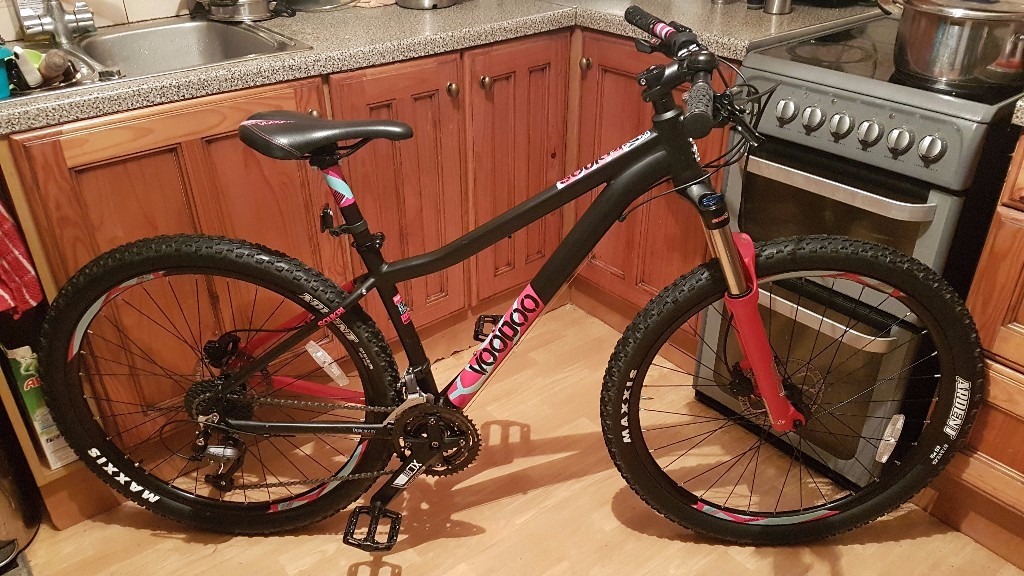 VOODOO SOUKRI WOMENS MOUNTAIN BIKE SIZE 16" in Wolverhampton, West