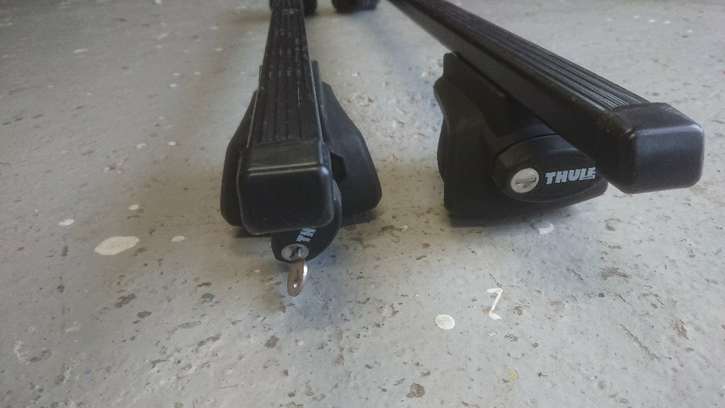 Thule Quick fit/ remove Roof Bars and feet. Roof Rack. in Fareham