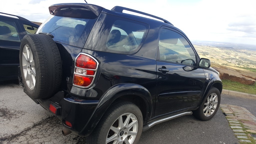 2004 2 door rav 4 granite. in Hyde, Manchester Gumtree