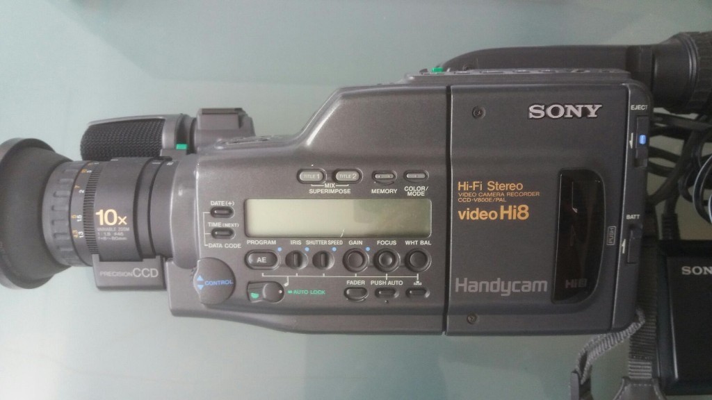 SONY HIFI STEREO VIDEO CAMERA RECORDER CCDV800E/PAL Hi8 in Roundhay