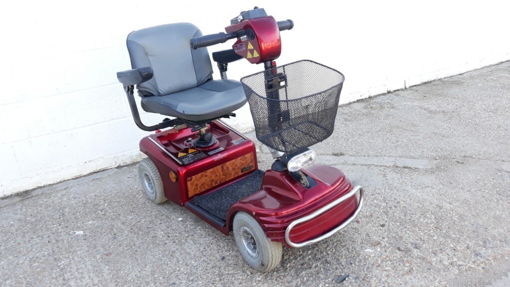 Mobility scooter, shoprider deluxe sovereign. I can deliver in