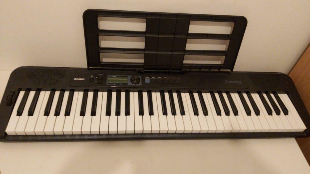 Casio Casiotone, 61-Key Portable Keyboard (CT-S300) | in City of London, London | Gumtree