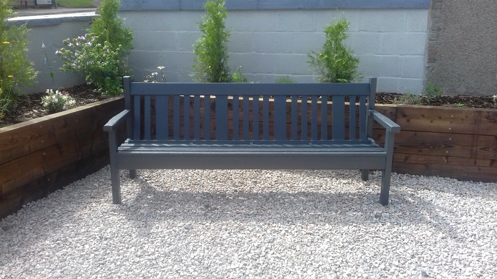 Quirky unique 2 metre long wooden garden bench for sale in Inverurie