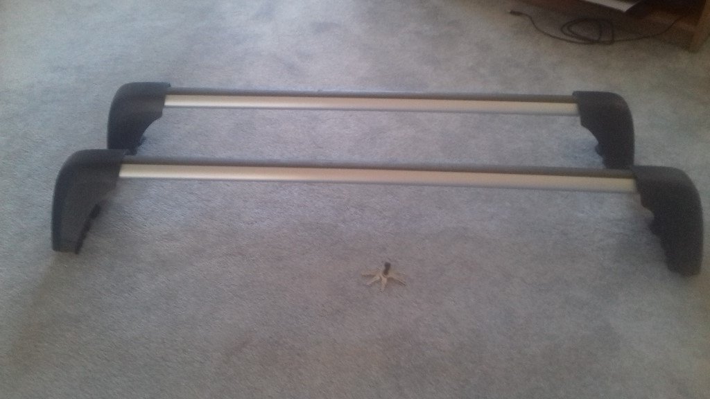 vauxhall astra j roof rack with 4 keys only used 4 times bought new