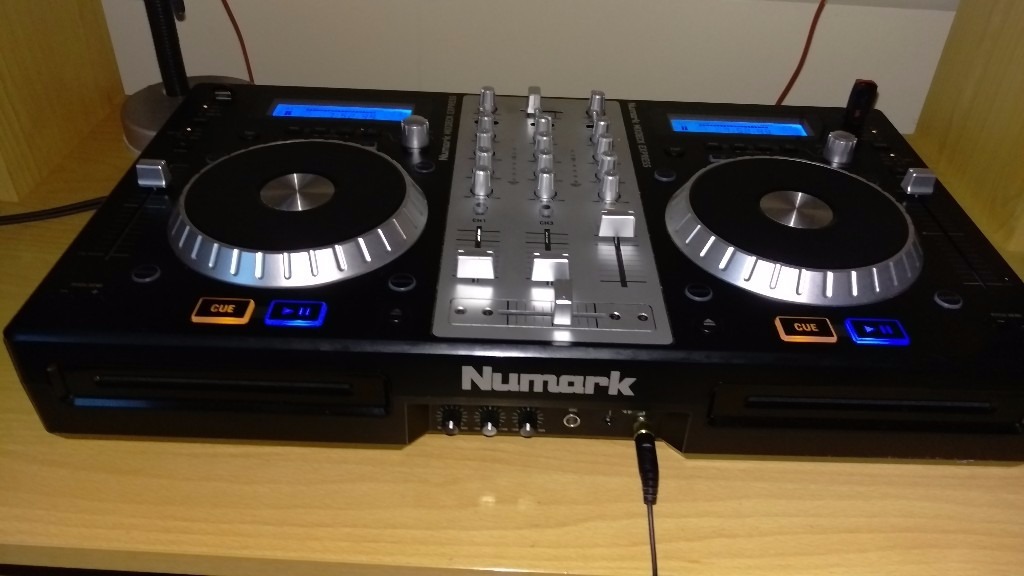 Numark Mixdeck Express all in one standalone DJ controller in County
