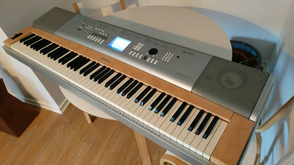 Yamaha DGX 620 grand piano | in Greenwich, London | Gumtree