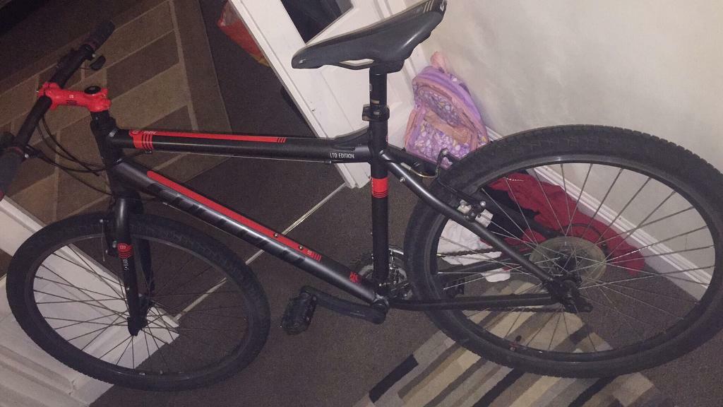 Carrera limited edition red and black mountain bike in Southampton