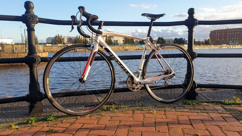 Specialized Allez Elite fast road / race bike Immaculate White w/FACT Carbon fork Size M