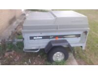 Daxara 147 tip and tail gate with built-in lights with a erde lockable lid