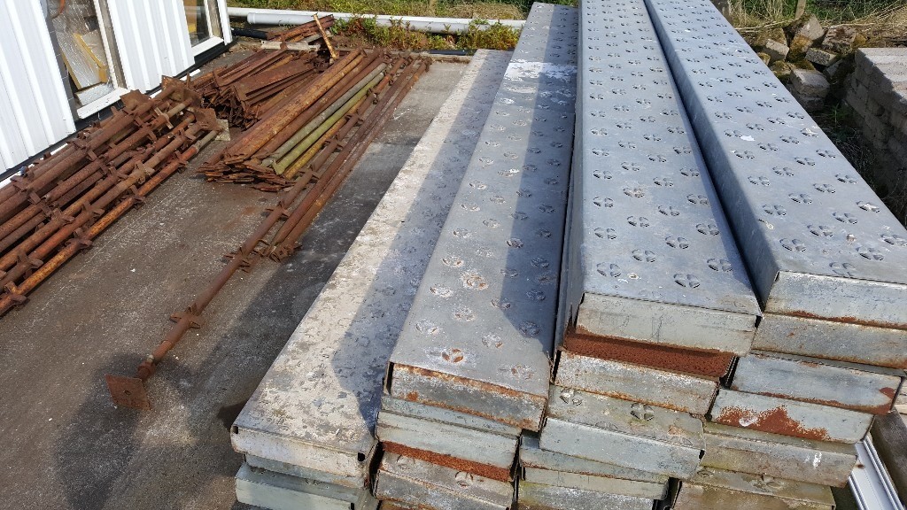 Used Kwikstage Scaffolding PLUS 40 Metal Boards in Lanark, South
