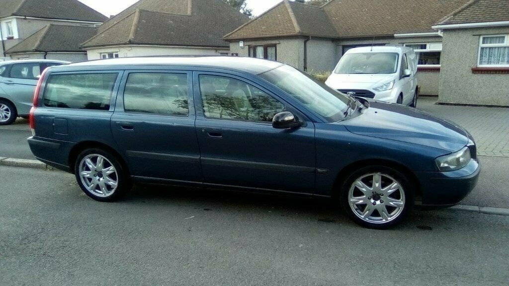 VOLVO ESTATE 7 SEATER. AUTOMATIC MOT JUNE 2020. LUXURY ESTATE. in