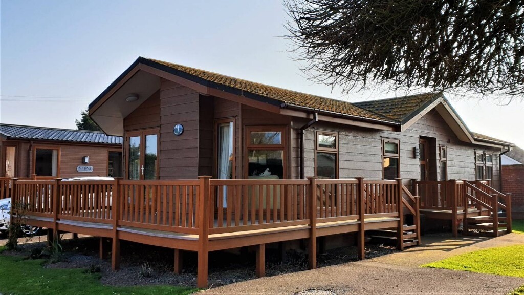 Luxury lodge holiday home on the Suffolk / Essex boarder. in East