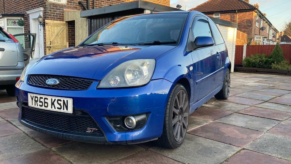 Ford fiesta mk6 седан