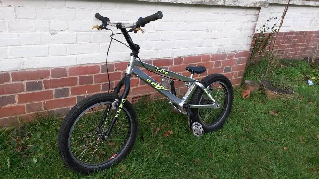 onza t pro trials bike