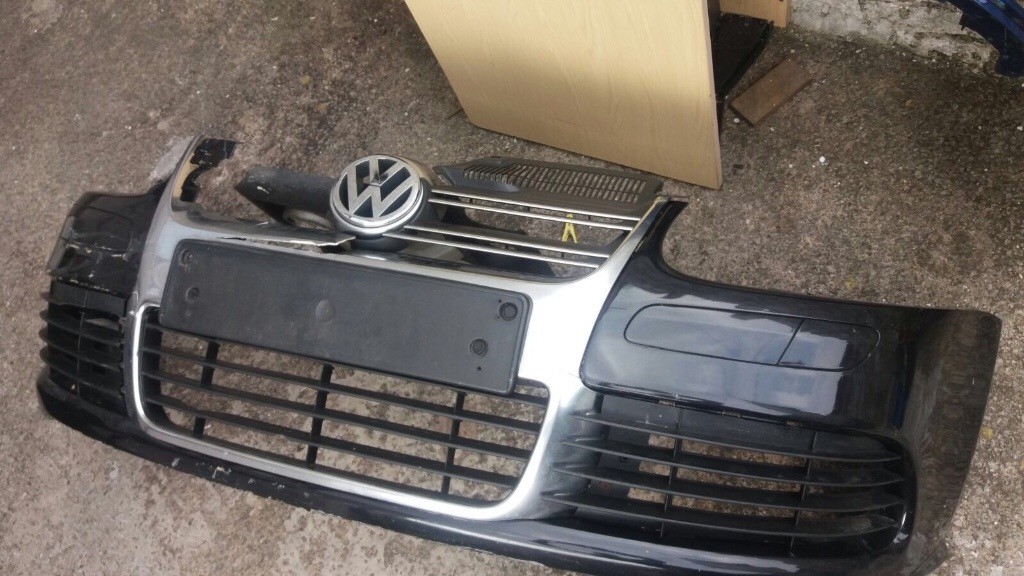 VW GOLF MK5 R32 GENUINE BUMPER COMPLETE! in Blackburn, Lancashire