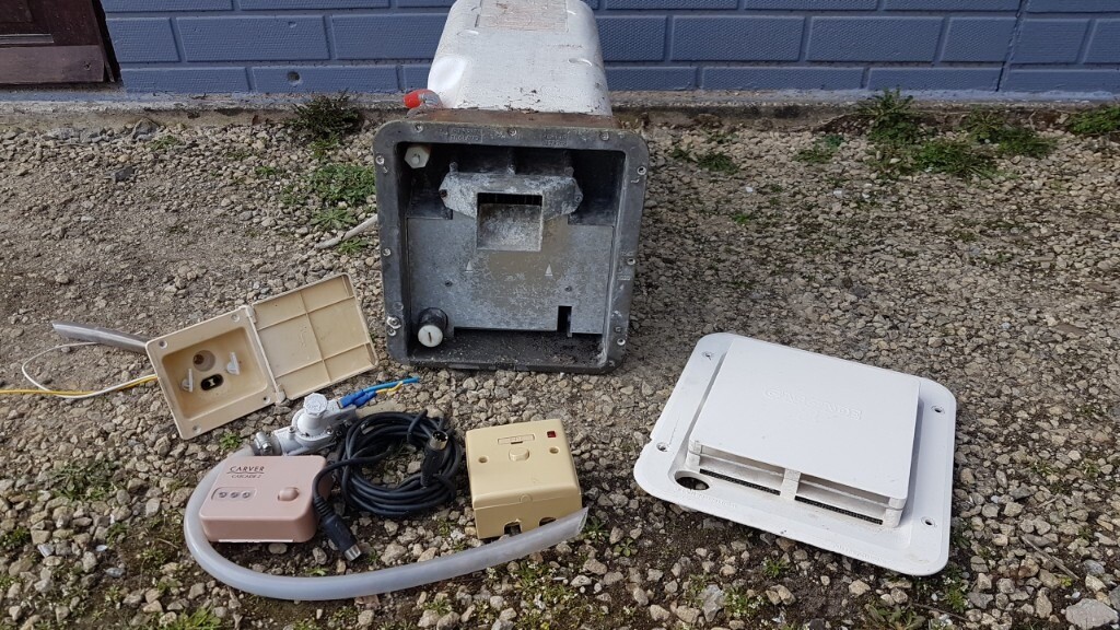 CARVER CASCADE 2 gas and electric water heater for caravan, camper or