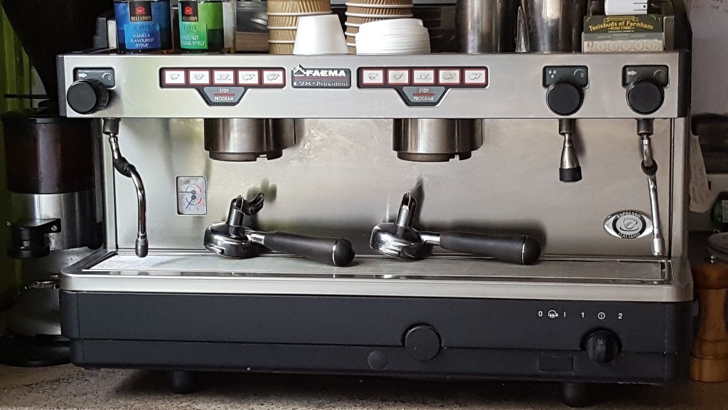Espresso Machine FAEMA E98 President comes with agrinder and Brita