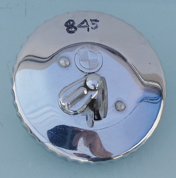BMW MOTORCYCLE FACTORY LOCKING GAS CAP R69S R60/2 R50S R50/2 R69 R67