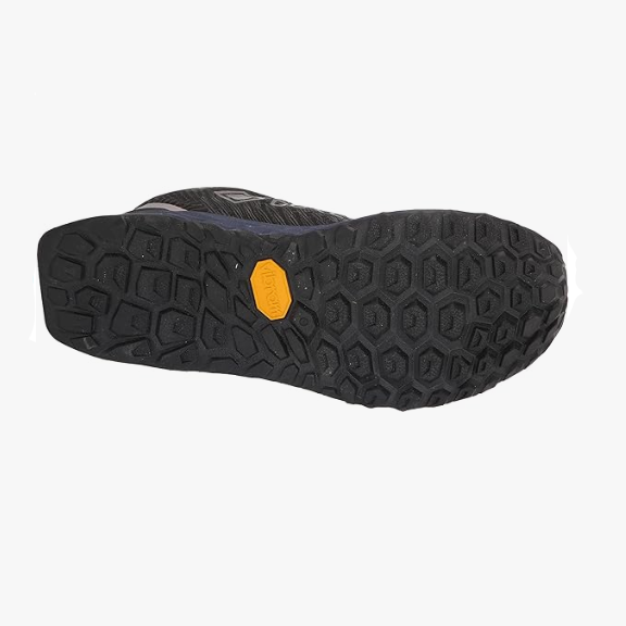 Pre-owned New Balance 197 Balance Women's Fresh Foam Hierro V6 Running Shoe, Black/night Tide, 6w