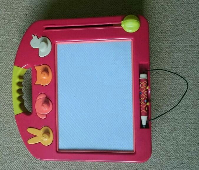 Doodle board in Falkirk Gumtree