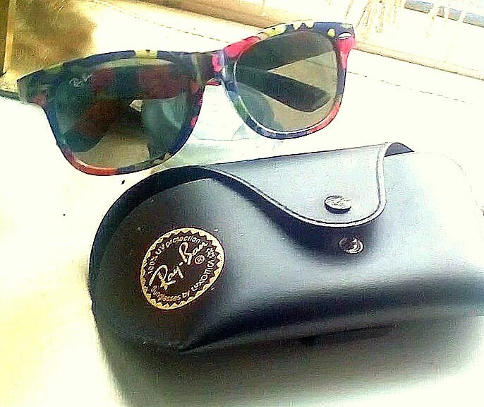 ray ban wayfarer sunglasses gumtree ray ban wayfarer sunglasses gumtree