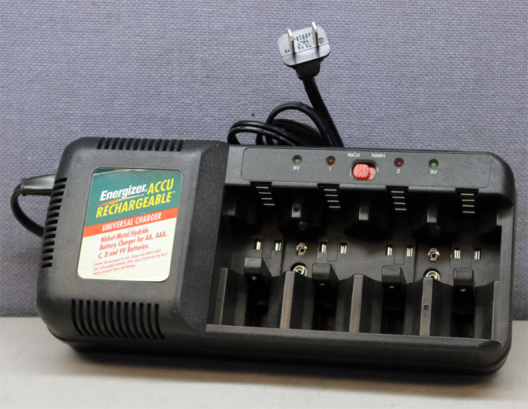 Charger Chm4fc
