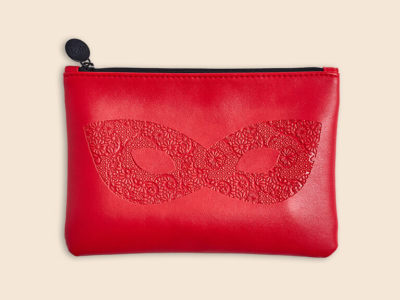 IPSY OCTOBER RED MASQUERADE MASK EMBOSSED MAKEUP COSMETIC BAG CLUTCH