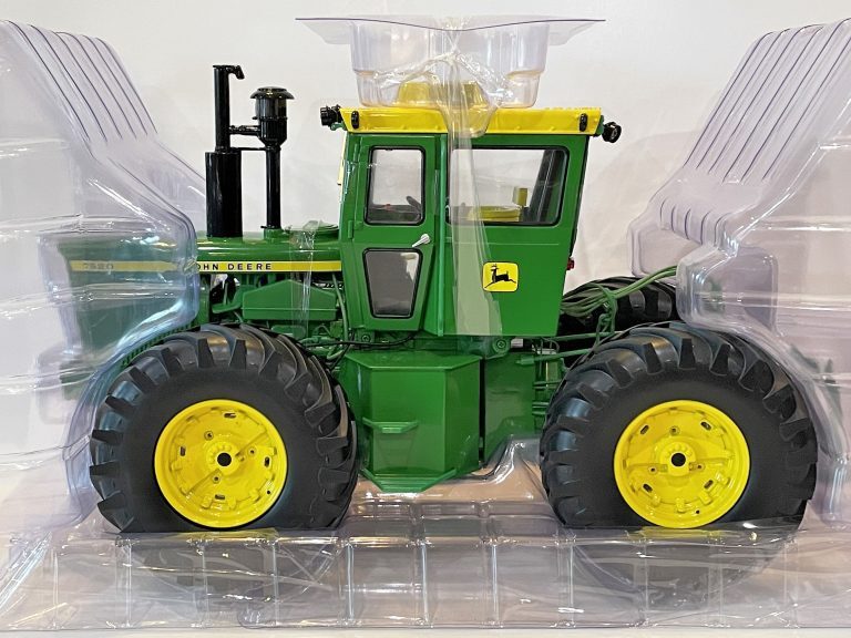 ERTL ジョンディア　トラクター　1/16 スケール $_32.JPG?set_id=880000500F