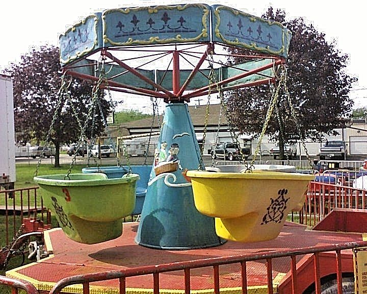 BURT LANE KIDDIE CARNIVAL RIDE,AMUSEMENT,PARK,HIGH PROFIT THRILL RIDE,PORTABLE