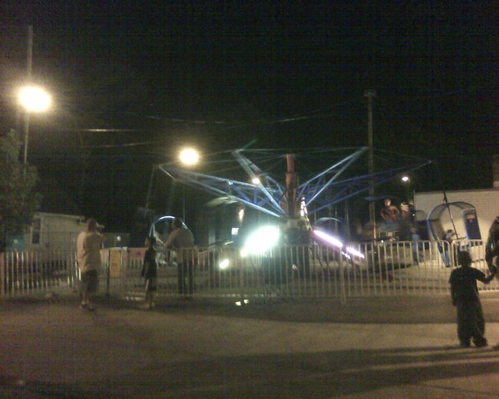 THRILLING FROLIC CARNIVAL RIDE,AMUSEMENT,PARK, FEC,HIGH PROFIT MONEY MAKER