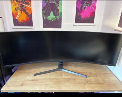 Samsung G9 Odyssey 49” QLED Dual-QHD 32:9 Curved Gaming Monitor - Black...