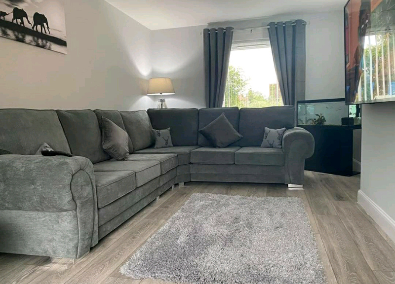 6 SEATER VERONA CORNER SOFA WITH FULL BACK CUSHIONS in 