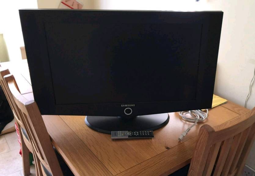 Samsung 27 inch TV in Mansfield, Nottinghamshire Gumtree