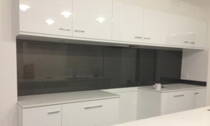 2PAC high gloss kitchen cabinet *DOORS AND HANDLES | Building Materials | Gumtree Australia ...
