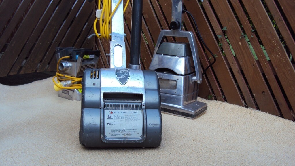 HT8 HIRETECH DRUM FLOOR SANDER (with extra sand sheets) in Newcastle