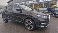 Nissan Qashqai 1.3 DiG-T N-Connecta 5dr Petrol