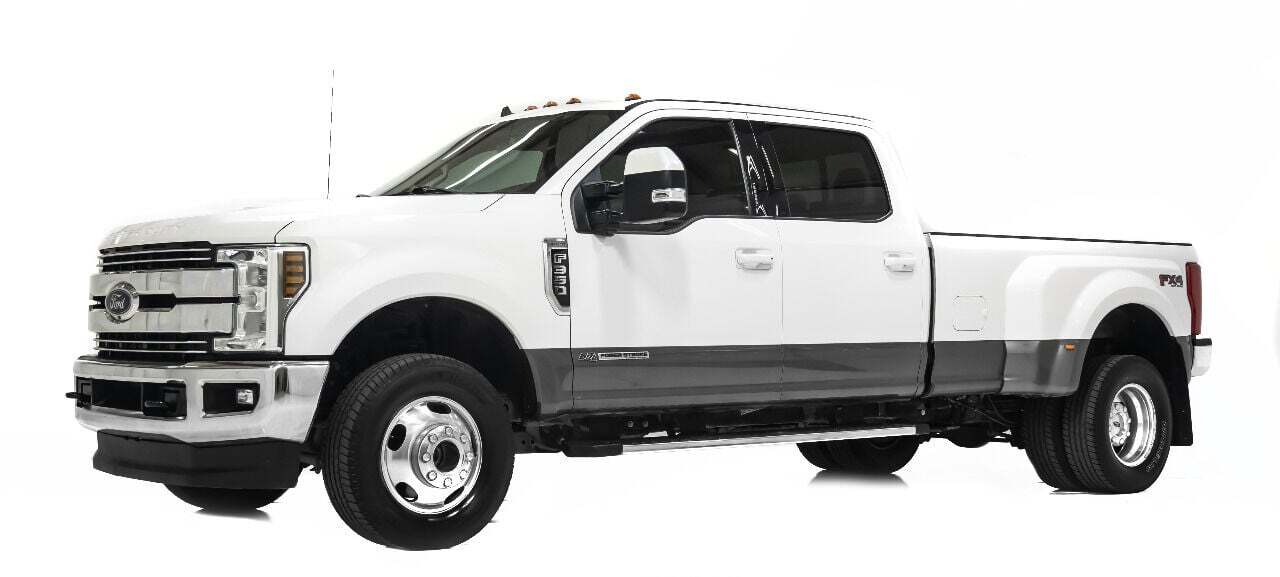 2019 Ford F-350 Super Duty Lariat 4x4 4dr Crew Cab 8 ft. LB DRW Pickup