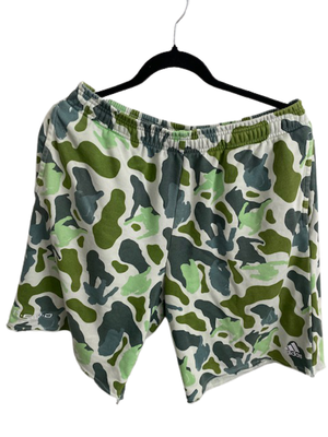 Short de camouflage Adidas NERD Collaboration rouge colore pour hommes taille gr