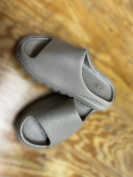 靴 Adidas Yeezy Slide Pure Yeezy Slide “Pure” (Restock Pair) – Nine6ixe