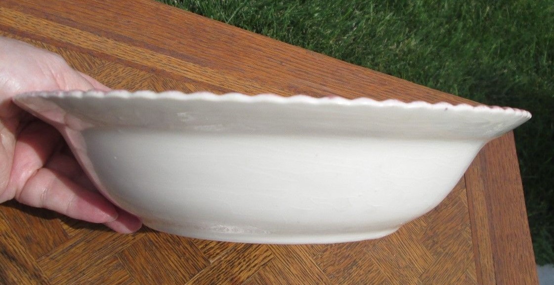 VTG BLUE RIDGE SOUTHERN POTTERIES PINK & PURPLE FLOWER WREATH VEGETABLE BOWL