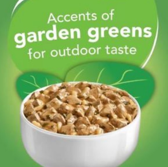 Purina Friskies Indoor Adult Wet Cat Food Variety Pack - (24) 5.5 Oz. Cans